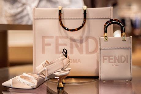 fendi 貓外道|Fendi online shopping.